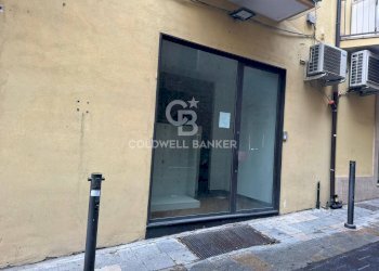 Locale Commerciale Via Mazzini, Agropoli - foto 1