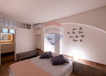 Four-room apartment Via Degli Orti Della Farnesina, Roma (neighborhood Vigna Clara) - photo 7