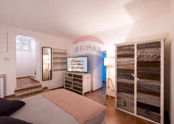 Four-room apartment Via Degli Orti Della Farnesina, Roma (neighborhood Vigna Clara) - photo 9