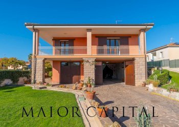 Villa Unifamiliare Via Roma, Oschiri - foto 2