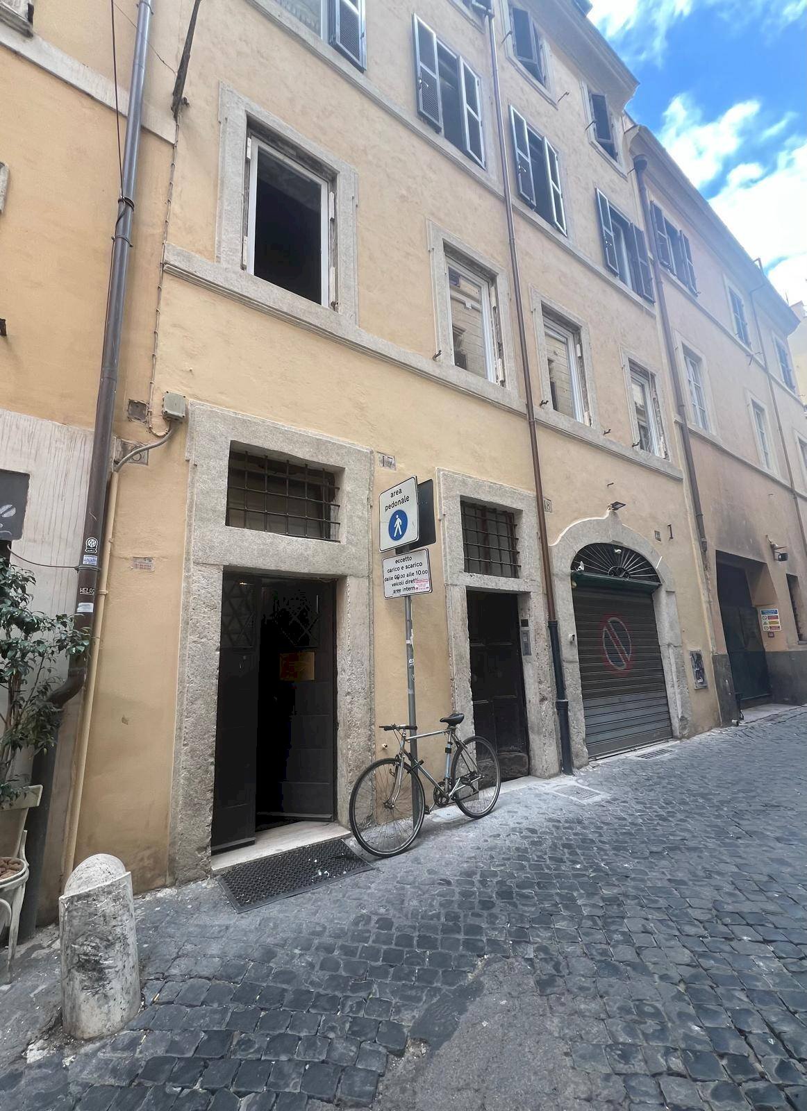 Loft Via Dei Barbieri, Roma - photo 1