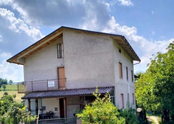 Casa indipendente Vetto - foto 1