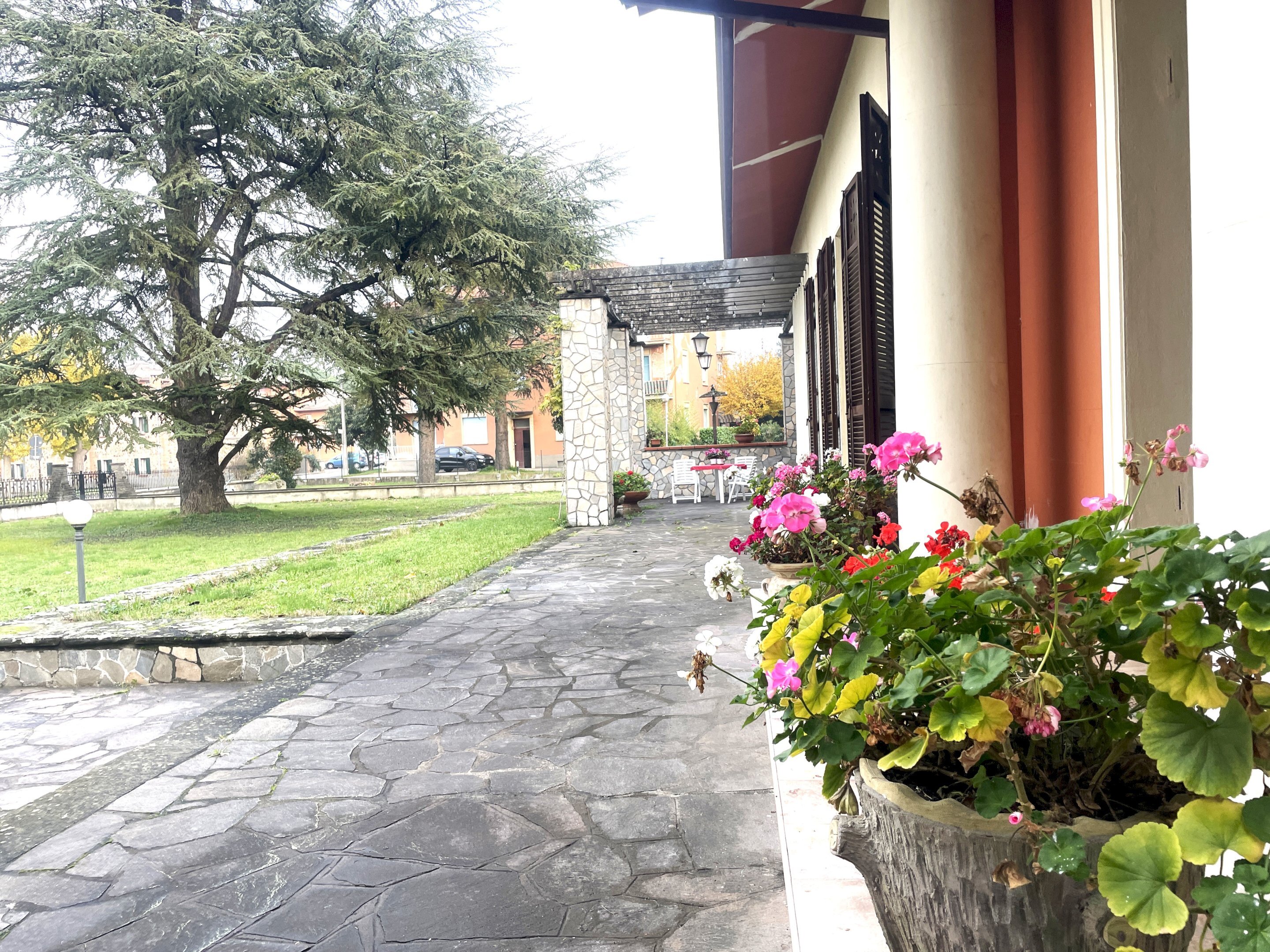 Villa Borgo Tossignano - photo 2