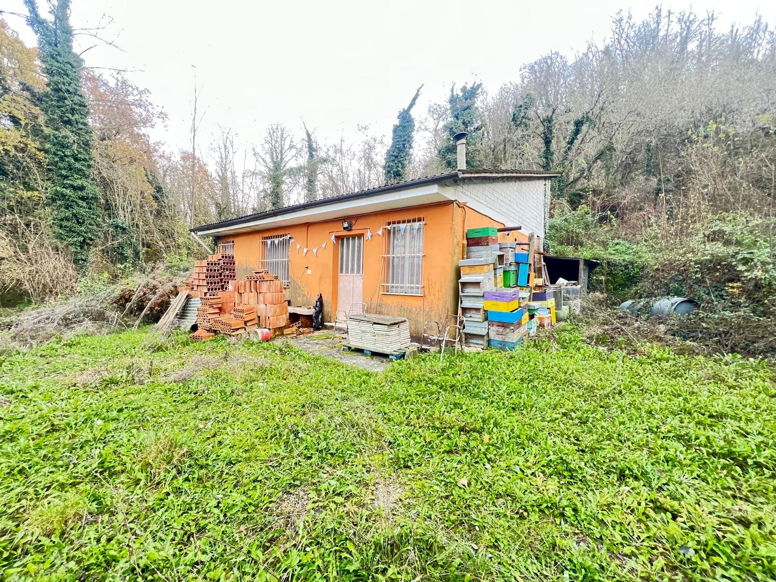 Independent house Portacomaro - photo 1