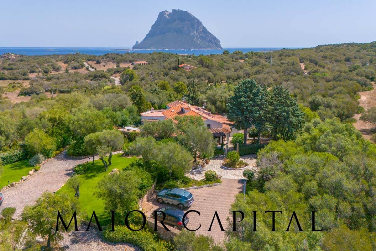 Villa Unifamiliare Via Cala Finanza, Loiri Porto San Paolo - foto 1