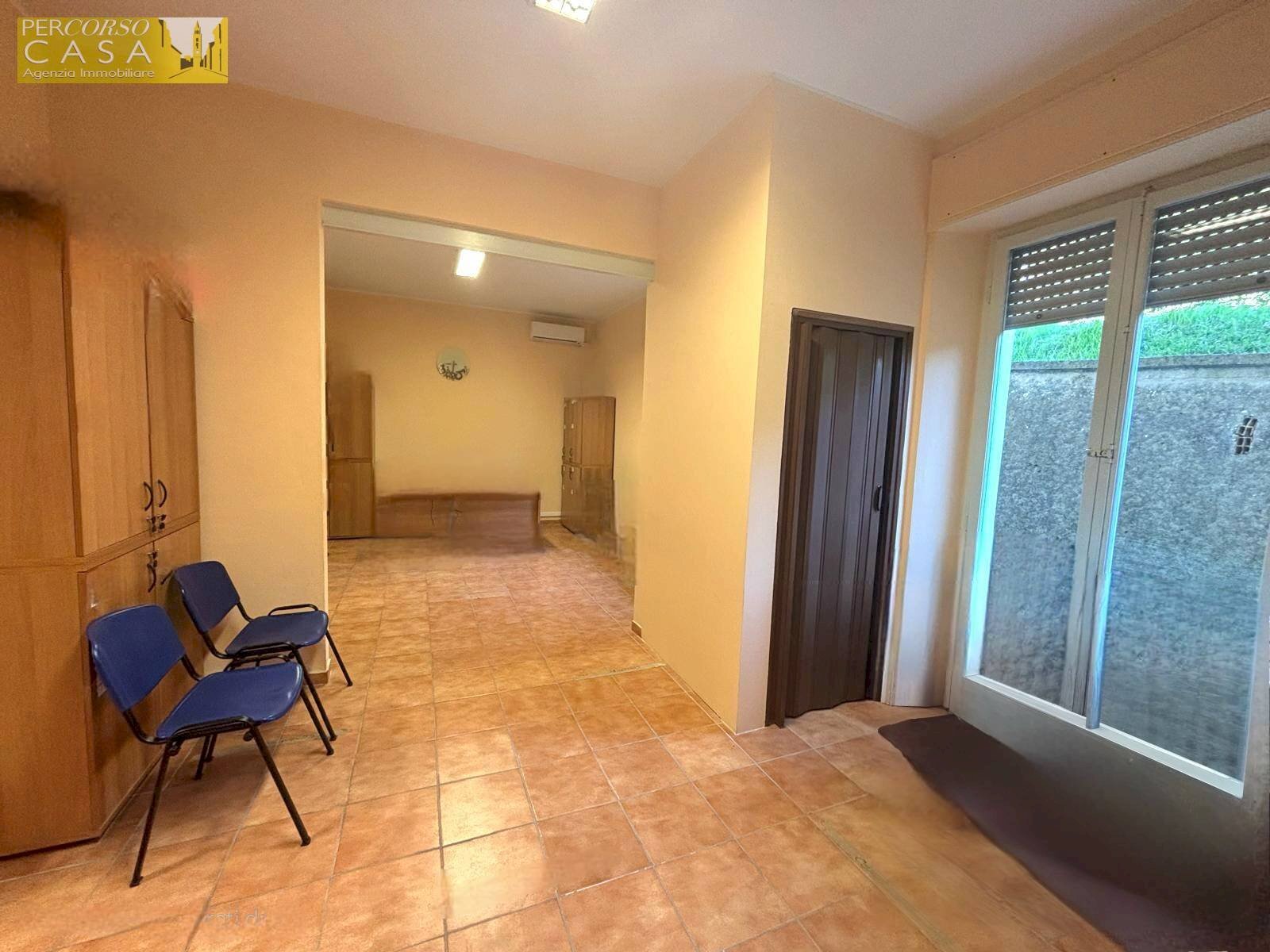 Four-room apartment Via Gramsci, Montorio al Vomano - photo 1