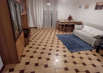 Salone - Three-room apartment via Leon Battista Alberti, Carpi - photo 2