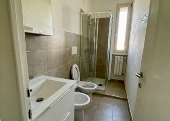 bagno - Bilocale via Zara, Brescia - foto 23