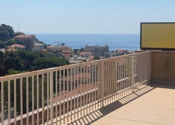 Terrazzo - Trilocale via Val d'Olivi, 119, Sanremo - foto 16