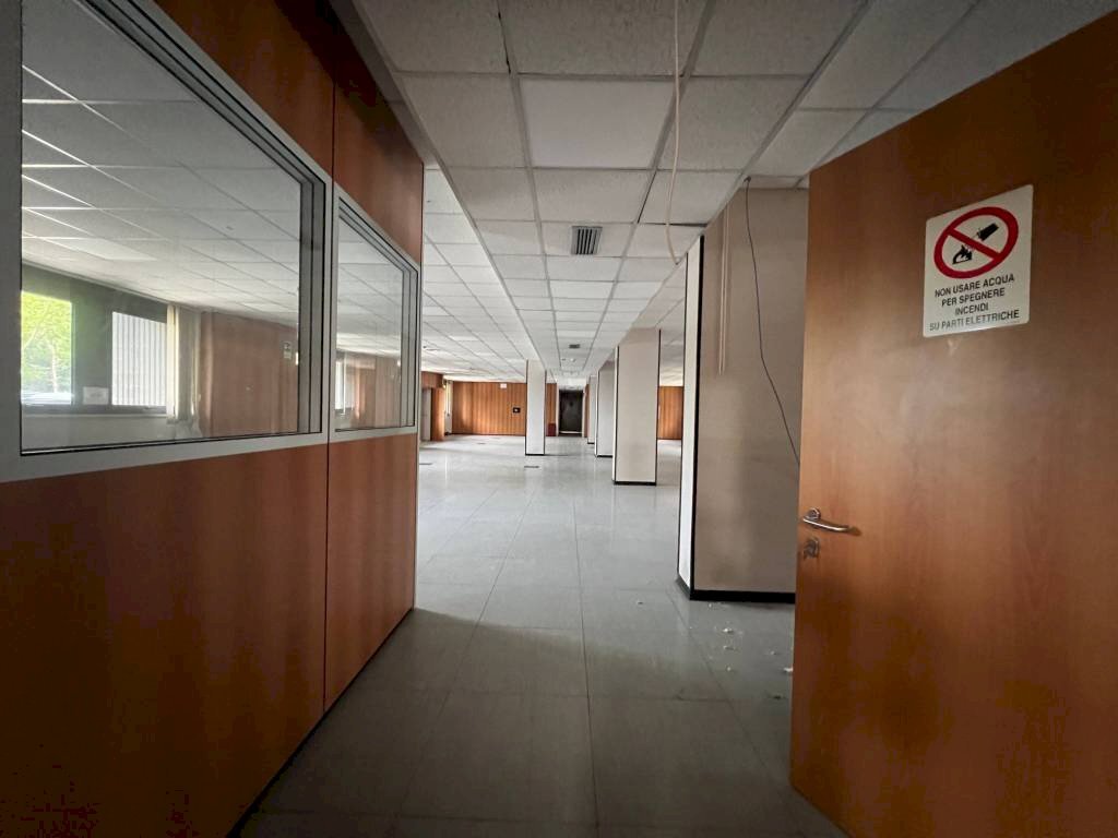 Interno non residenziale - Ufficio via del Maggiolino, Roma - foto 3