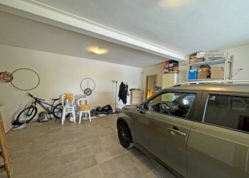 Box auto - Villa Neive - foto 33