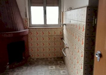 Stanza non arredata - Independent house via Roma, Calvi - photo 23