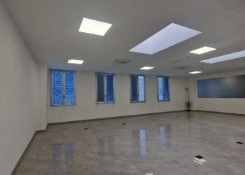 Interno non residenziale - Capannone via Bernardino Zenale, Garbagnate Milanese - foto 13