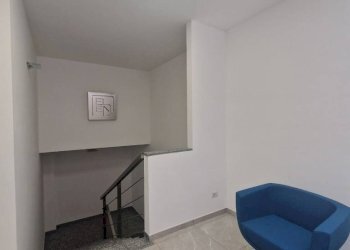 Stanza arredata - Capannone via Bernardino Zenale, Garbagnate Milanese - foto 24