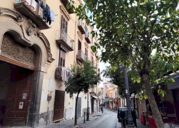 Zona - Negozio via Guglielmo Marconi, 52, Portici - foto 1