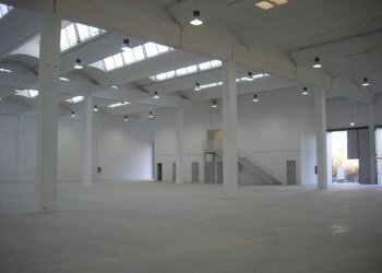 Interno non residenziale - Magazzino strada Provinciale Paullese, Peschiera Borromeo - foto 1