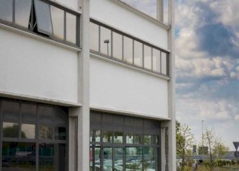 Facciata - Magazzino strada Provinciale Paullese, Peschiera Borromeo - foto 7