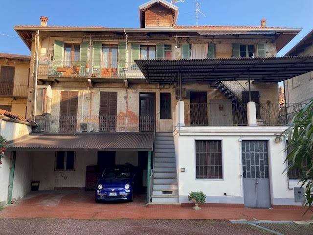 Facciata - Quadrilocale via Federico Rosazza, Biella - foto 3