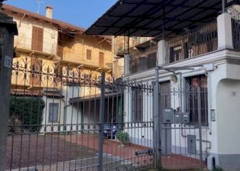 Facciata - Quadrilocale via Federico Rosazza, Biella - foto 1