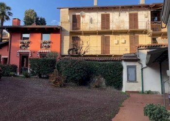 Facciata - Quadrilocale via Federico Rosazza, Biella - foto 4