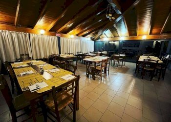 Interno non residenziale - Negozio via Dalmazia, 5, Laveno-Mombello - foto 9