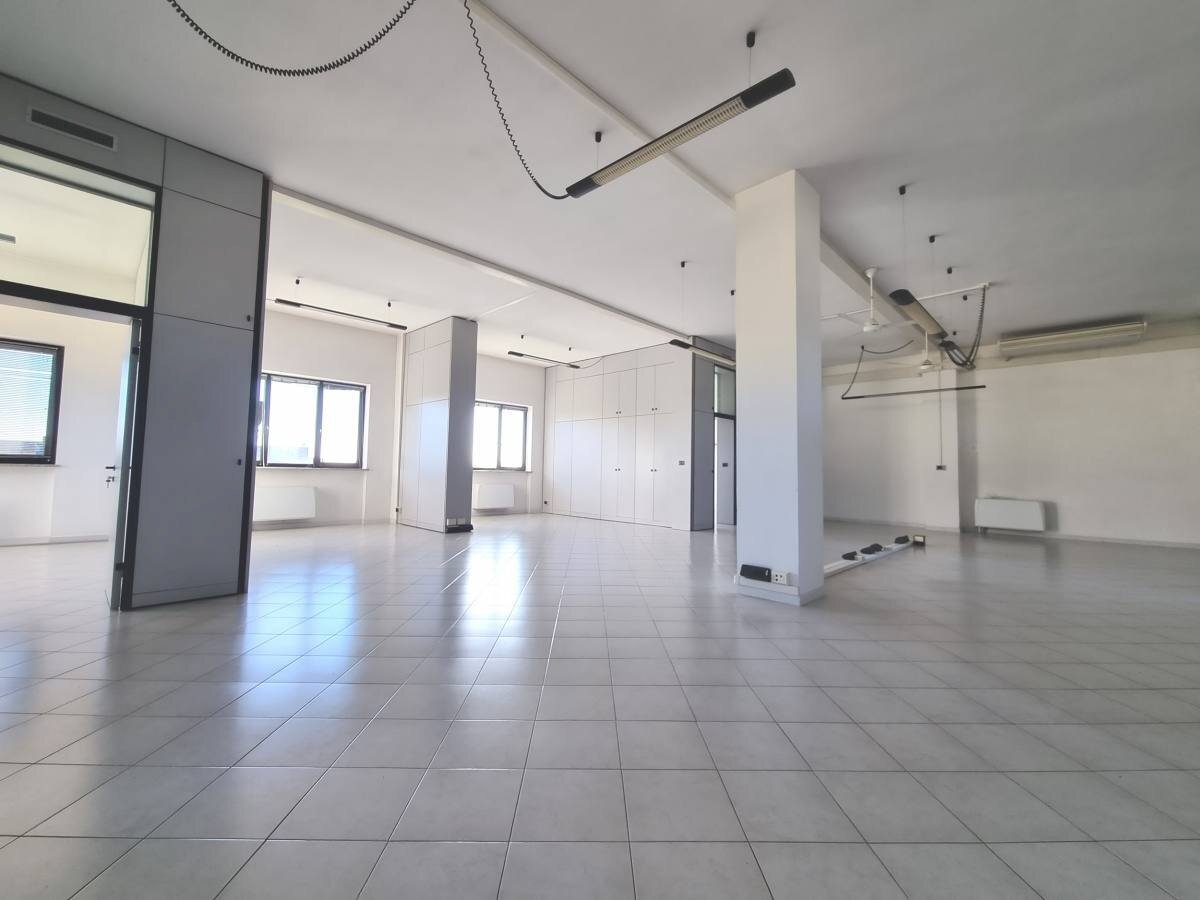 Ufficio Via Bona, 1, Pinerolo - foto 2