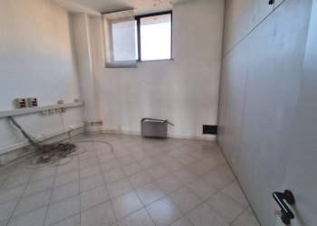 Ufficio Via Bona, 1, Pinerolo - foto 11