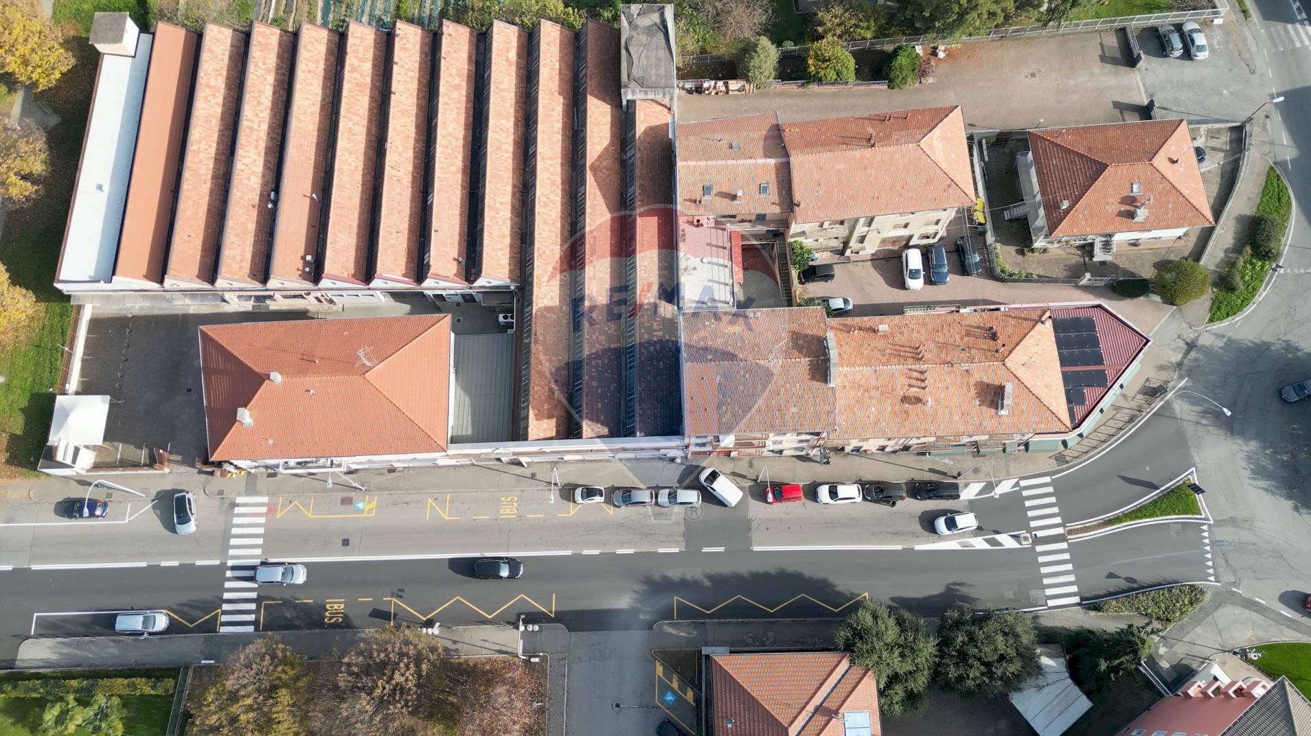 Commercial Premises via f.lli Rosselli
Biella, BI, Biella - photo 2