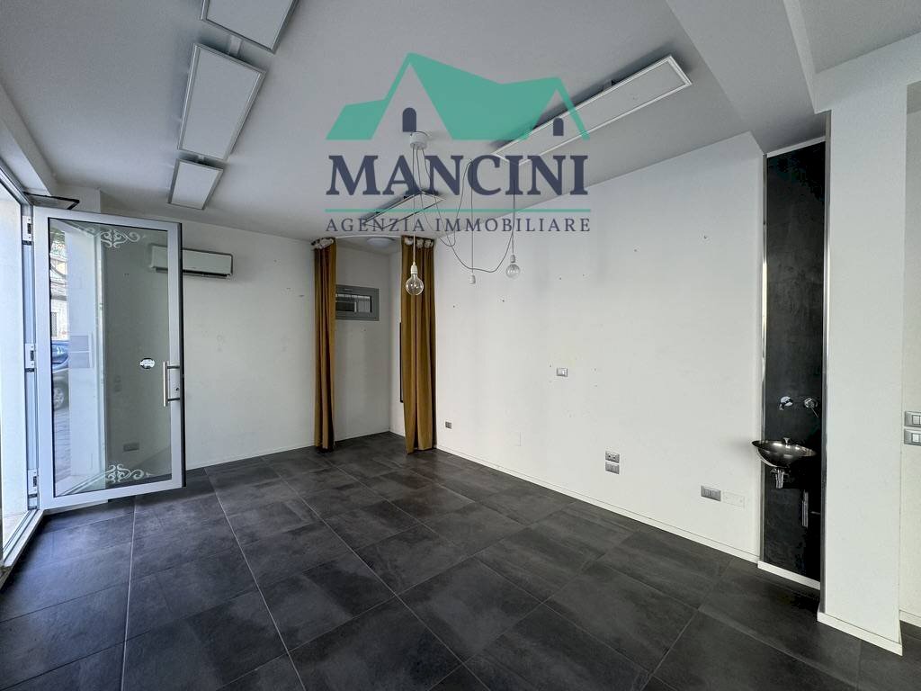 Locale Commerciale matteotti, Jesi - foto 3