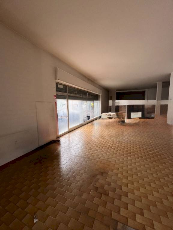 Negozio Castagnito - foto 2