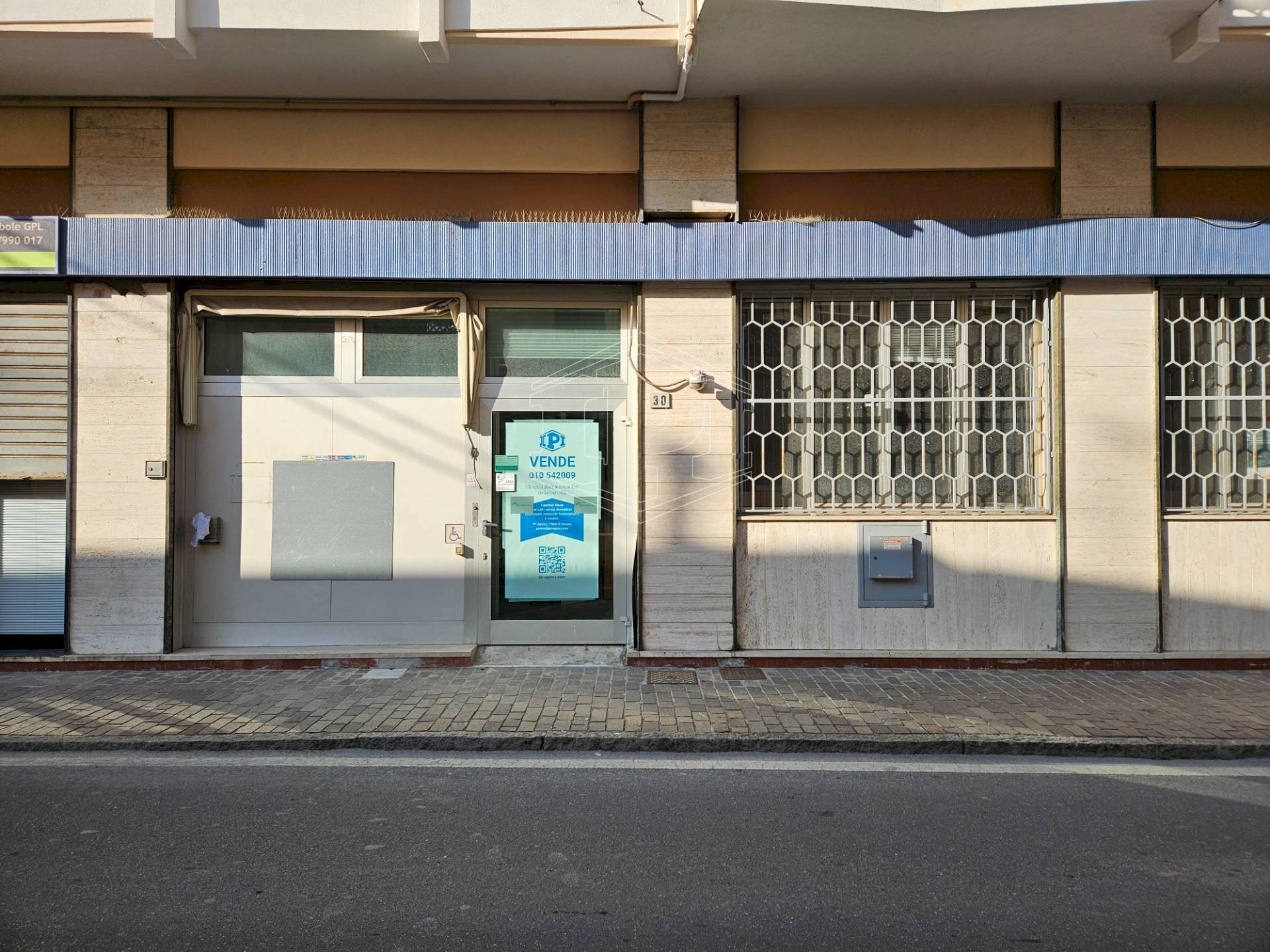 Locale Commerciale Via Roma, Ceriale - foto 2