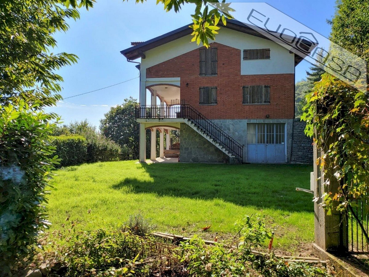 Casa indipendente Via Bergera snc, Bagnolo Piemonte - foto 1