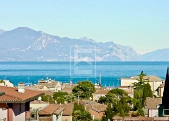 Attico via Pascoli, Desenzano del Garda - foto 1