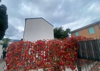 Facciata - Villa via Milioti, Carini - foto 9