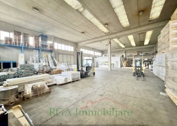 Interno non residenziale - Capannone via Lombardia, Torre Boldone - foto 2