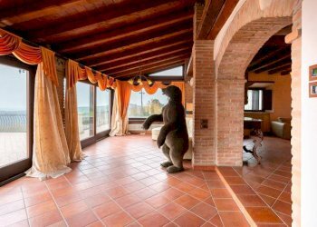 Salone - Villa via Provinciale San Marino, 4967, Verucchio - photo 8