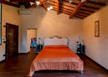 Camera da letto - Villa via Provinciale San Marino, 4967, Verucchio - photo 28