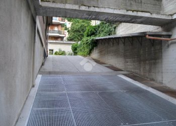 Box Via Tommaso Grossi, Torino (zona San Salvario) - foto 9