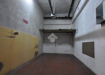 Box Via Tommaso Grossi, Torino (zona San Salvario) - foto 13