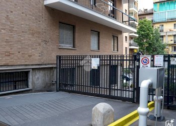 Box Via Tommaso Grossi, Torino (zona San Salvario) - foto 1