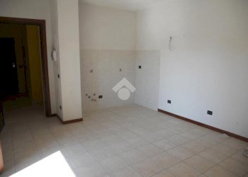 Bilocale Via Manzoni, Vernate - foto 11