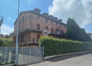 Bilocale Via Manzoni, Vernate - foto 3