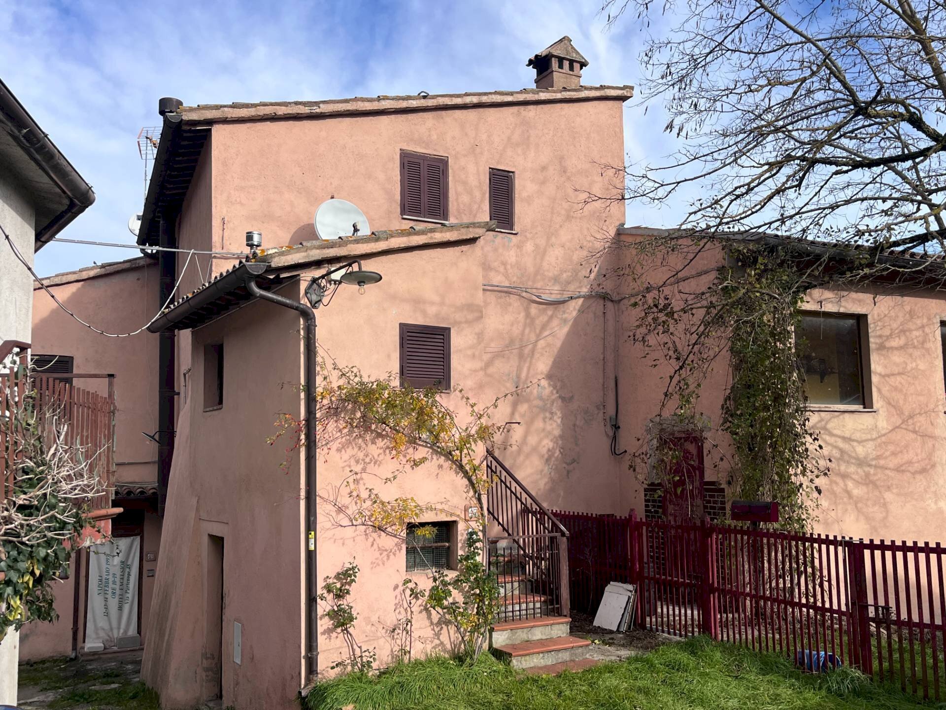 Four-room apartment Campello sul Clitunno - photo 2