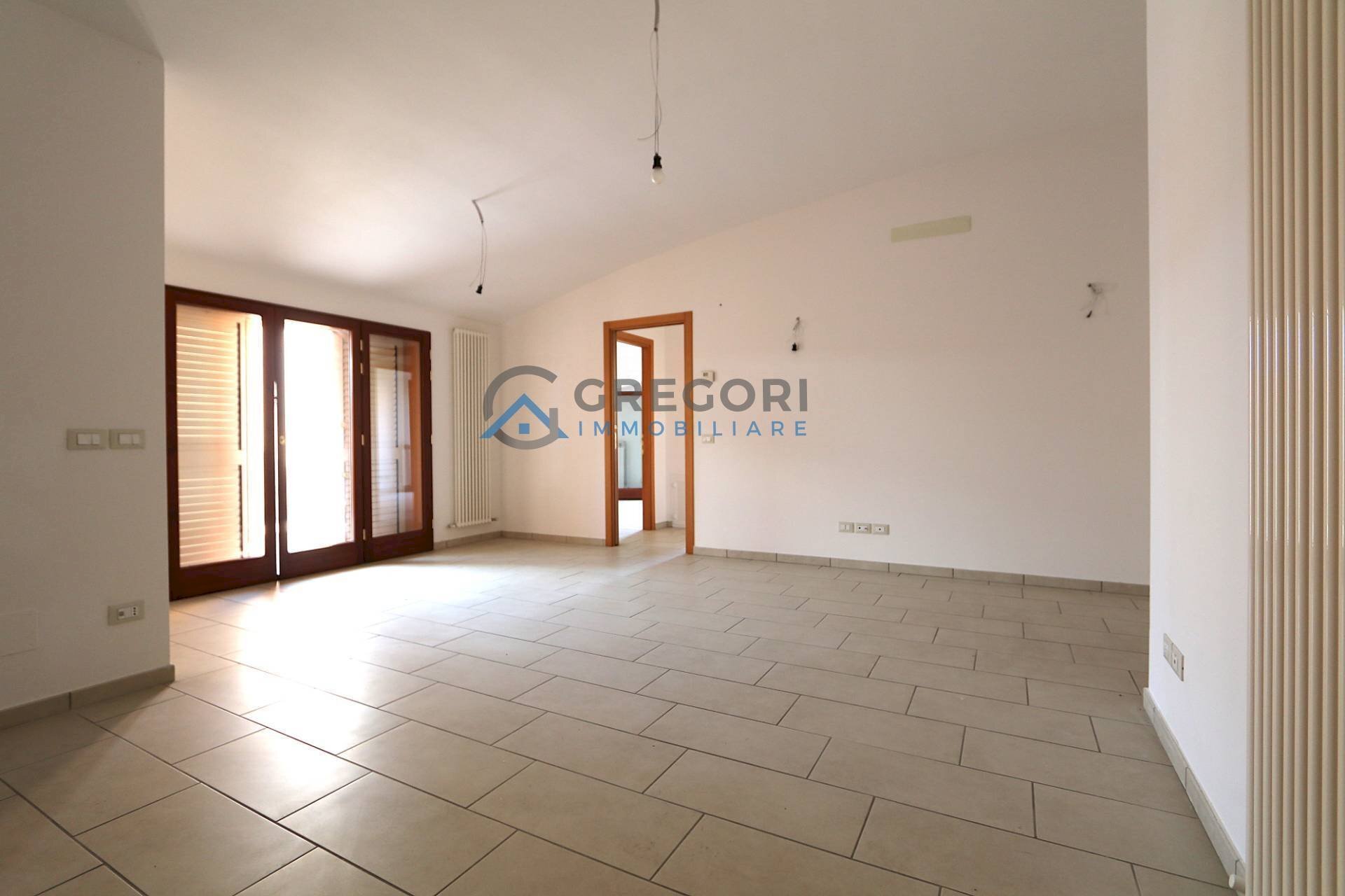 Three-room apartment Via Carlo Marx, Nereto - photo 1