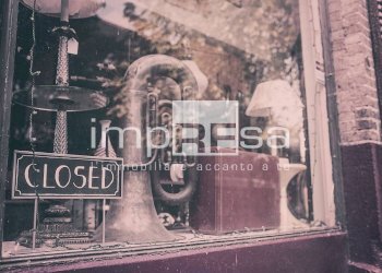 Negozio PIAZZA DELLA REPUBBLICA, Caerano di San Marco - foto 9