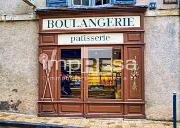 Negozio PIAZZA DELLA REPUBBLICA, Caerano di San Marco - foto 10