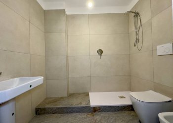 Three-room apartment Via Gianfranco Zuretti, Milano - photo 15