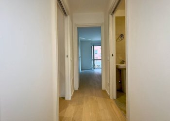 Three-room apartment Via Gianfranco Zuretti, Milano - photo 21