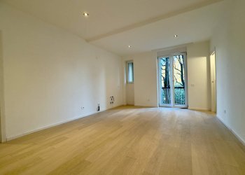 Three-room apartment Via Gianfranco Zuretti, Milano - photo 26