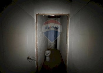 Bar - Tabacchi - Ricevitoria Via Calpurnio Pisone, Roma (zona Don Bosco) - foto 13